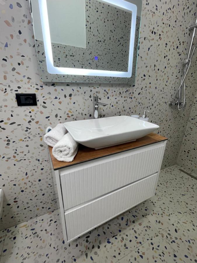 Gold House Durres 아파트 외부 사진